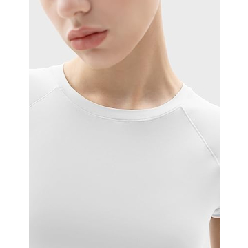 PUMIEY Women's Soft Crop Tops Short Sleeve Summer Tees