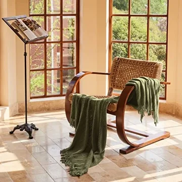 LIFEIN Soft Green Throw Blanket for Couch and Home Decor