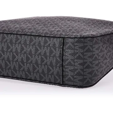 Stylish Michael Kors Jet Set Travel Messenger Bag