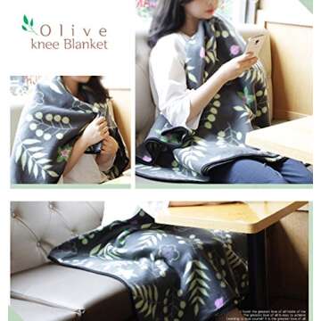 Cozy Soft Travel Fleece Throw Blanket - Floral Design