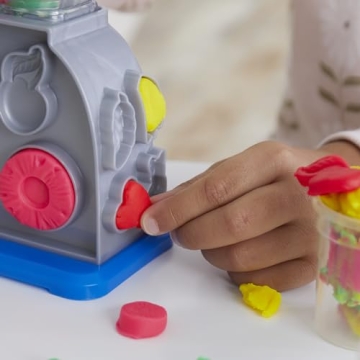 Fun Play-Doh Swirlin' Smoothies Toy Blender for Kids