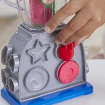 Fun Play-Doh Swirlin' Smoothies Toy Blender for Kids