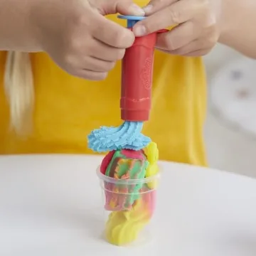 Fun Play-Doh Swirlin' Smoothies Toy Blender for Kids