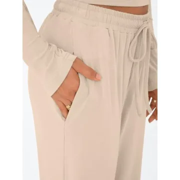 Trendy Queen Women's Lounge Set for Fashionable Comfort