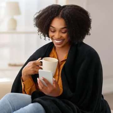 Elegant Utopia Bedding Fleece Blanket for Year-Round Comfort