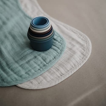 Stylish Organic Muslin Baby Burp Cloths for New Parents