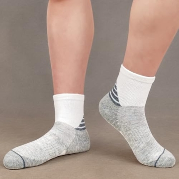 J.WMEET Athletic Ankle Socks - Comfort & Style for Women