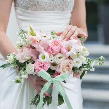 Chuangdi 1 Inch, 30 Yard Christmas Light Blue Velvet Ribbon Wide Vintage Velvet Ribbons for Christmas Tree Ornaments Flower Bouquets Wedding Wreath Bow Making DIY Craft Choker