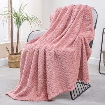 Exclusivo Mezcla Pink Fleece Throw Blanket for Cozy Moments