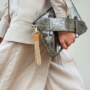 Stylish Lanyard Set for Keys and ID Badges Holder