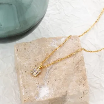 Elegant Tewiky Gold Necklace for Women - 14K Classic Style