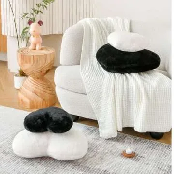 XVTRU Black Heart Pillows, Cute Heart Decorative Pillow, Heart Shaped Throw Pillows for Bed, Faux Rabbit Fur Plush Hoom Decor Pillow Cushion for Chair Sofa Living Room (Mini 12.9" x 9.8")