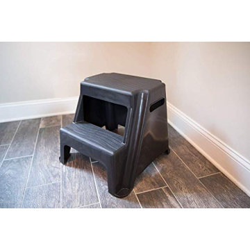 Rubbermaid Heavy-Duty Step Stool for Safety and Stability