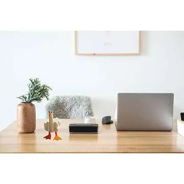 Middle Finger Duck You Figurine Statue - Funny Little Duck Resin Decor - Home Desk Office Garden Duckling Statue Deocration - Funny Joke Prank Gag Quirky Gift for Guys Adults Men