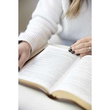 KJV Single-Column Wide-Margin Bible, Brown LeatherTouch, Red Letter, Pure Cambridge Text, Wide Margins, Full-Color Maps, Easy-to-Read Bible MCM Type