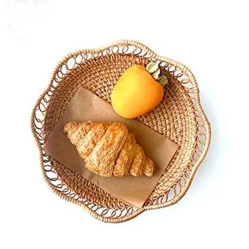 Small Handmade Woven Food Serving Display Storage Basket Basket Fruit Candy Cake Bread Basket Or Storage for Keys, Cell phone, Wallet