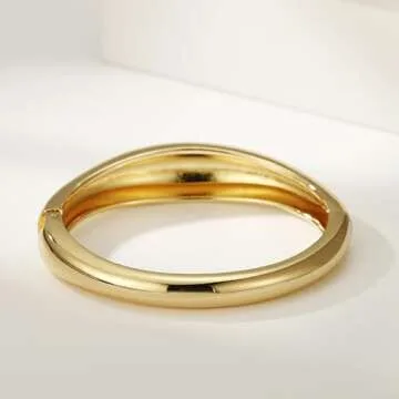 Aktully Chunky Gold Cuff Bangle Bracelets for Women 18k Gold Statement Bracelet Minimalist Thick Gold Hinge Wrist Cuff Bracelets Trendy Jewelry for Women Men (Gold)