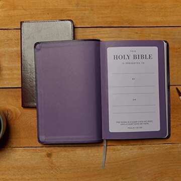 KJV Holy Bible: Value Large Print Thinline, Gray Leathersoft, Red Letter, Comfort Print: King James ...
