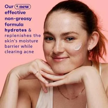 Clean & Clear Essentials Dual Action Oil-Free Facial Moisturizer, Salicylic Acid Acne Treatment with Pro-Vitamin B5 Moisturizes While Treating Acne & Helping to Prevent Pimples, 4 fl. Oz (Pack of 3)