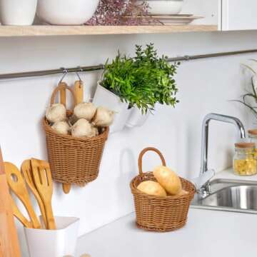 Ciieeo 2pcs Wall Hanging Fruit Baskets for Kitchen Woven Produce Holder Boho Vegetable Hanging Baskets Pantry Storage Baskets for Potato Garlic Onion