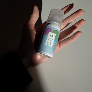 R+Co Balloon Dry Volume Spray for Lasting Lift & Texture