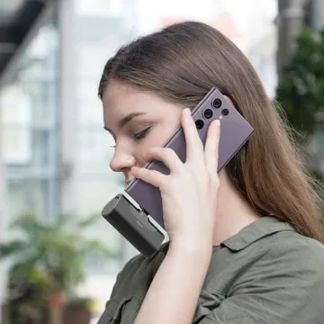 iWALK Portable USB-C Charger for iPhone and Android