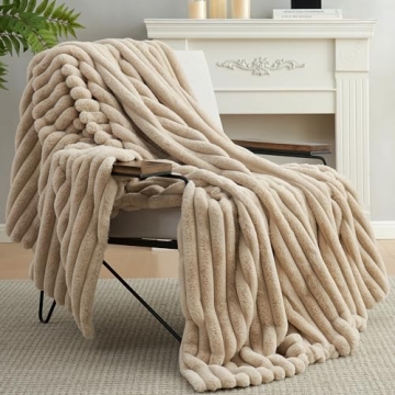 Luxurious Amélie Faux Fur Throw Blanket for Ultimate Comfort