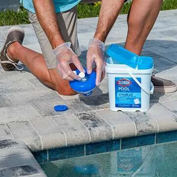 Clorox® Pool&Spa™ XtraBlue 1” Swimming Pool Chlorinating Tablets, Kills Bacteria & Stops Algae, Perfect for Small Pools (5 LB)