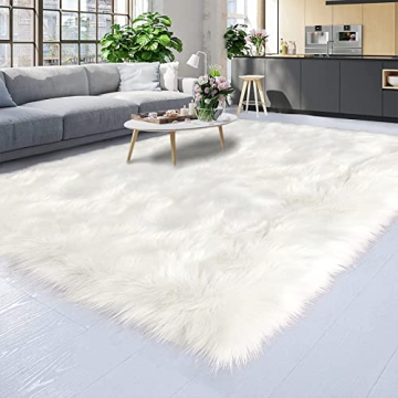 Latepis Faux Fur Rug - Luxury Fluffy Sheepskin Design