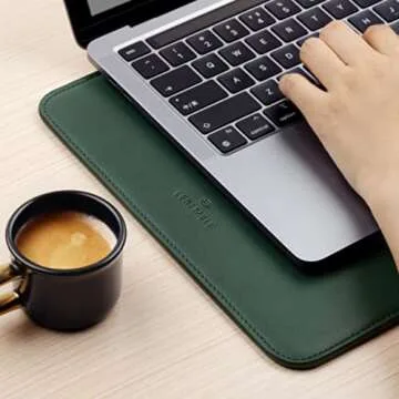 Comfyable Slim Laptop Sleeve 16 Inch Compatible for MacBook Pro 16-Inch M4 M3 M2 Pro/Max 2024, Faux Leather Protective 16-in Mac Cover Case, Green