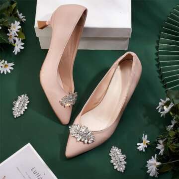 PH PandaHall 2 Pairs Shoe Clips, 2 Colors Rhinestone Crystal Metal Shoe Clips Horse Eye Shape Shoe Buckles Sparkling Shoes Jewelry Charms for Wedding Bride Party Women Shoe Decoration, Golden/Platinum