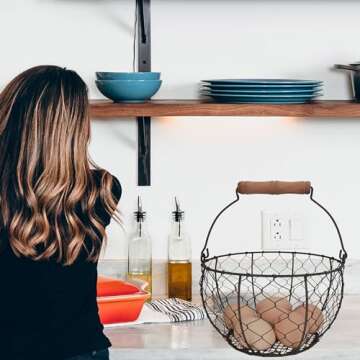 Farmhouse Wire Egg Basket for Fresh Eggs Collection