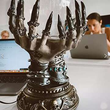 Halloween Glowing Crystal Ball, Deluxe Celestial Crystal Ball in The Witch Hand, Glass Plasma Ball Electrostatic Magical Flashing Ball Halloween Decoration Apply to Home Office