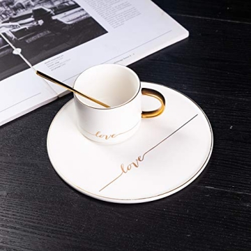 Elegant Porcelain Coffee Mug Set with Gold Trim for All Occasions