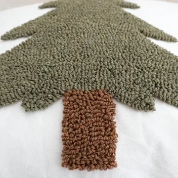 VANNCIO Green Tufted Christmas Tree Pillow Cover 18x18