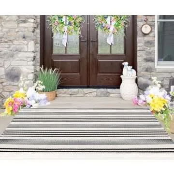 Stylish Black and White Outdoor Rug - Durable & Washable