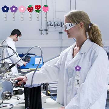 6 Pack Retractable Badge Holder ID Card Badge Reels with Alligator Clip Cute Flowers Strawbarry Name Card Nurse Extension Keychain Holders for Doctor Student Teacher Volunteer Office Supplies