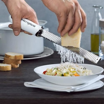 Microplane Zester & Parmesan Grater - Easy Zesting & Grating