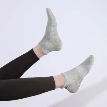 Loudashuaiqi Non-Slip Yoga Socks for Women - Comfy & Stylish