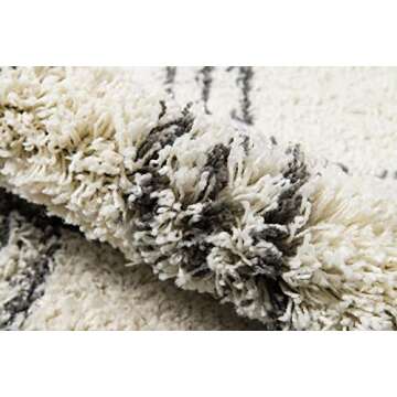 Momeni Maya Collection Area Rug | 2' x 3', Ultra Thick Shag