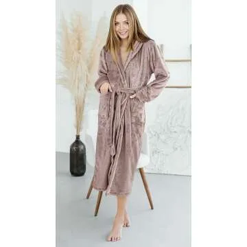 Cozy NY Threads Women’s Plush Fleece Bathrobe