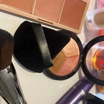 14 Triangle Powder Puffs for Flawless Makeup Application