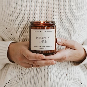 Pumpkin Spice Candle - Cozy Fall Scents for Home Decoration