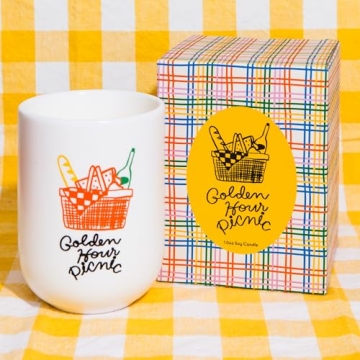 ban.do Fresh Linen Scented Candle Elegant Ceramic Vessel