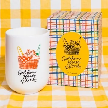 ban.do Fresh Linen Scented Candle Elegant Ceramic Vessel