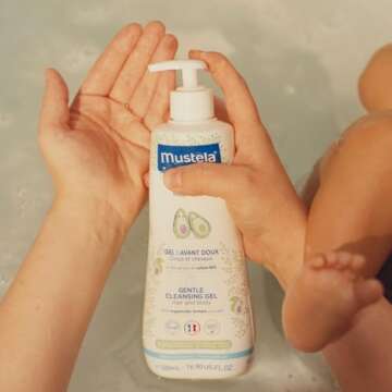 Mustela Baby Gentle Cleansing Gel - Baby Hair & Body Wash - with Natural Avocado fortified with Vitamin B5 - Biodegradable Formula & Tear-Free â€“ 25.35 fl. oz. (Pack of 1)