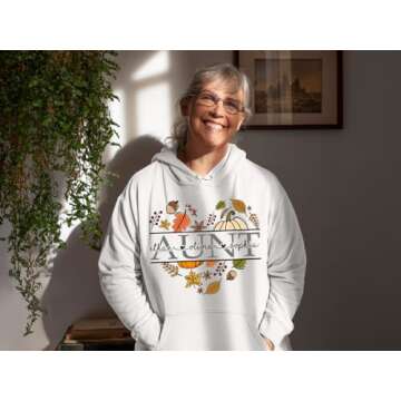 LOVELYPOD Personalized Aunt Shirts - Aunt Autumn Heart T-Shirt, Custom Fall Shirt for Women, Aunt Birthday Shirts, Women Day Tees, Casual Graphic Tee S-4XL