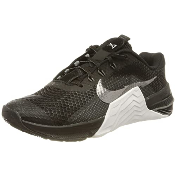 Versatile Nike Women Sneakers in Black Grey White