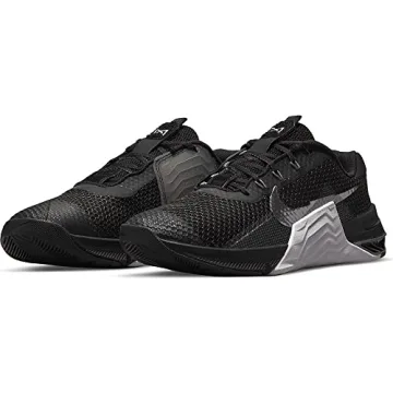 Versatile Nike Women Sneakers in Black Grey White