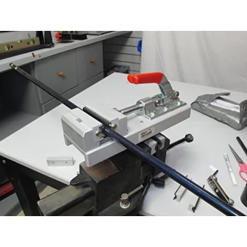 Heavy Duty Shaft Vise for Precision Golf Club Gripping